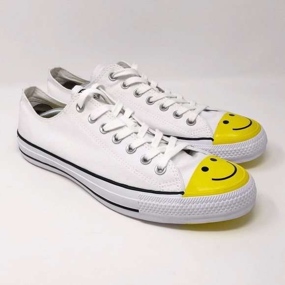 smiley face chuck taylors